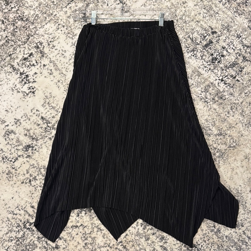 Black and White Asymmetrical Maxi Skirt for Work